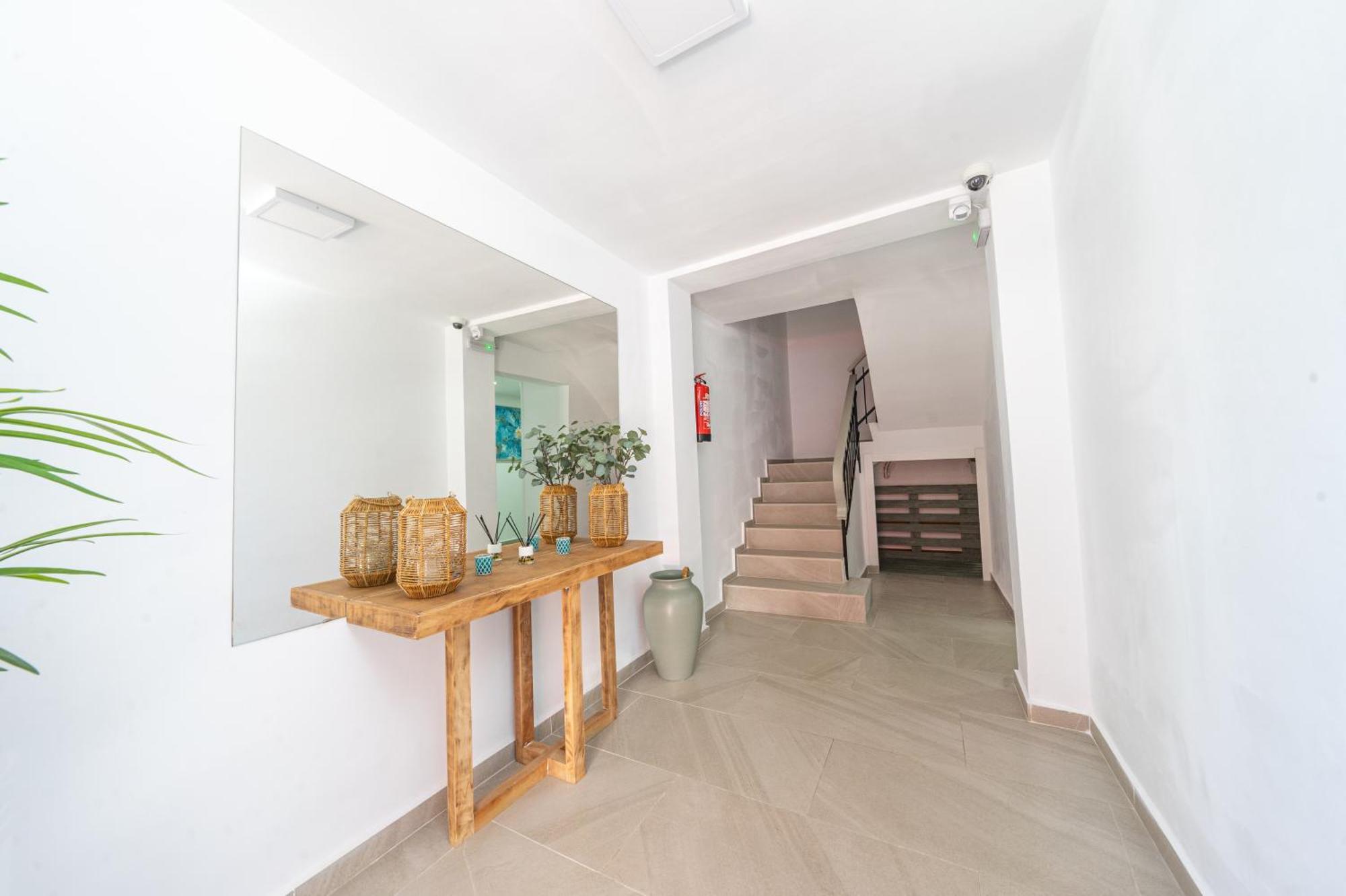 Apartamentosdnord Реус Экстерьер фото